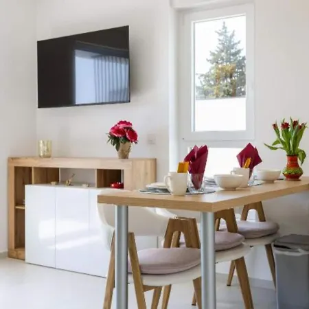 Luma Diklo - Classic One Bedroom With Sea View Apartment