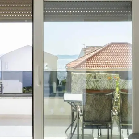 Διαμέρισμα Luma Diklo - Classic One Bedroom With Sea View